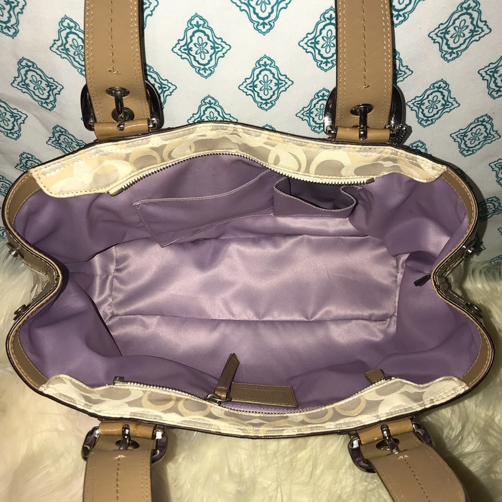 Coach Handbag - Picture 5 of 7